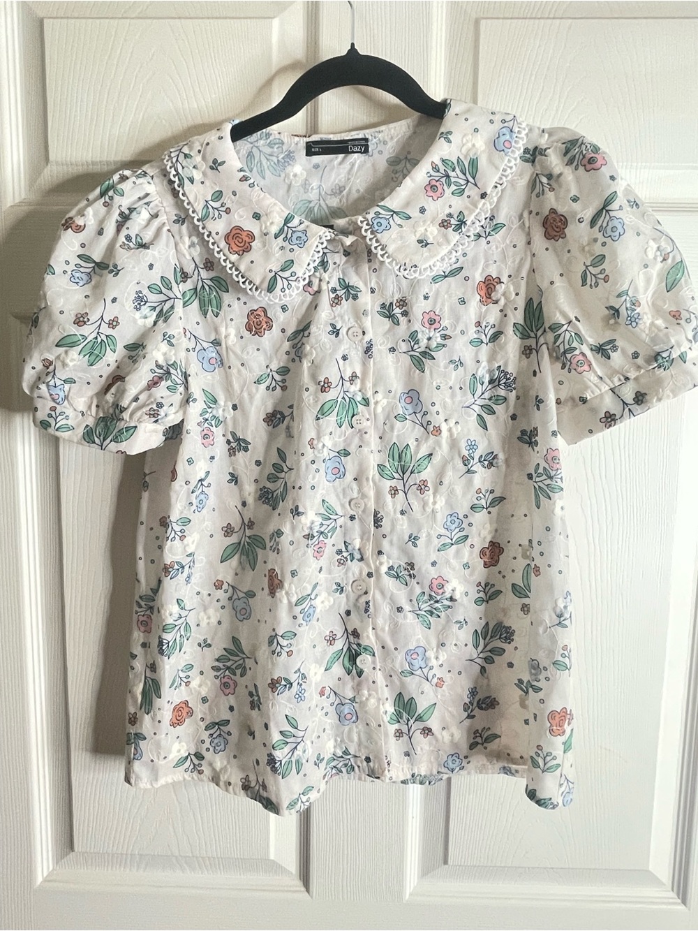 Peter Pan Collar Floral Blouse in White